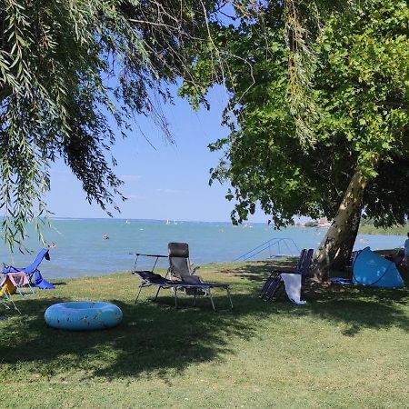 Onebeach Apartman Siófok Buitenkant foto