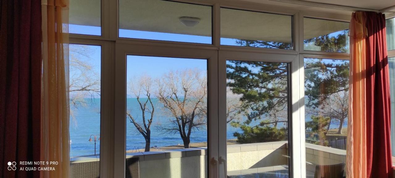 Onebeach Apartman Siófok Buitenkant foto